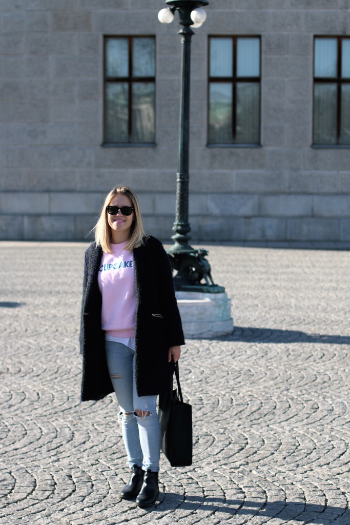 Rad Sweater_Rad_Statementsweater_Outfit_Fashion_Fashionblog_Foodblog_Sophiehearts_Wien1