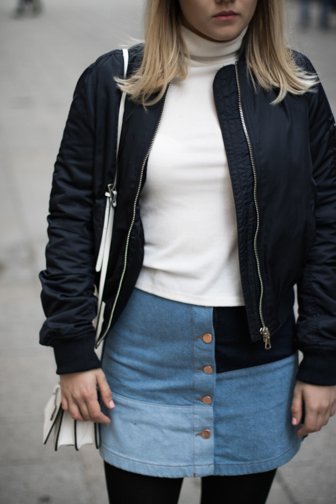 Bomberjacke und Jeansrock Sophiehearts Fashionblog Foodblog Wien Vienna (14 von 14)